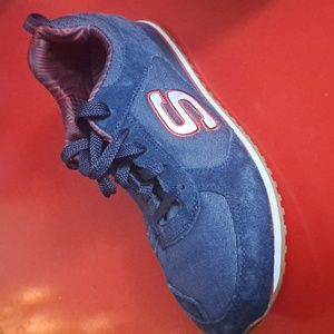 Sketchers OG 82 Men's Sneakers Shoes size 9.5